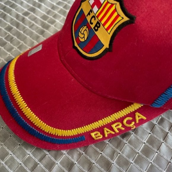 BARCA BARCELONA SOCCER TEAM ADJUSTABLE HAT - Picture 2 of 4